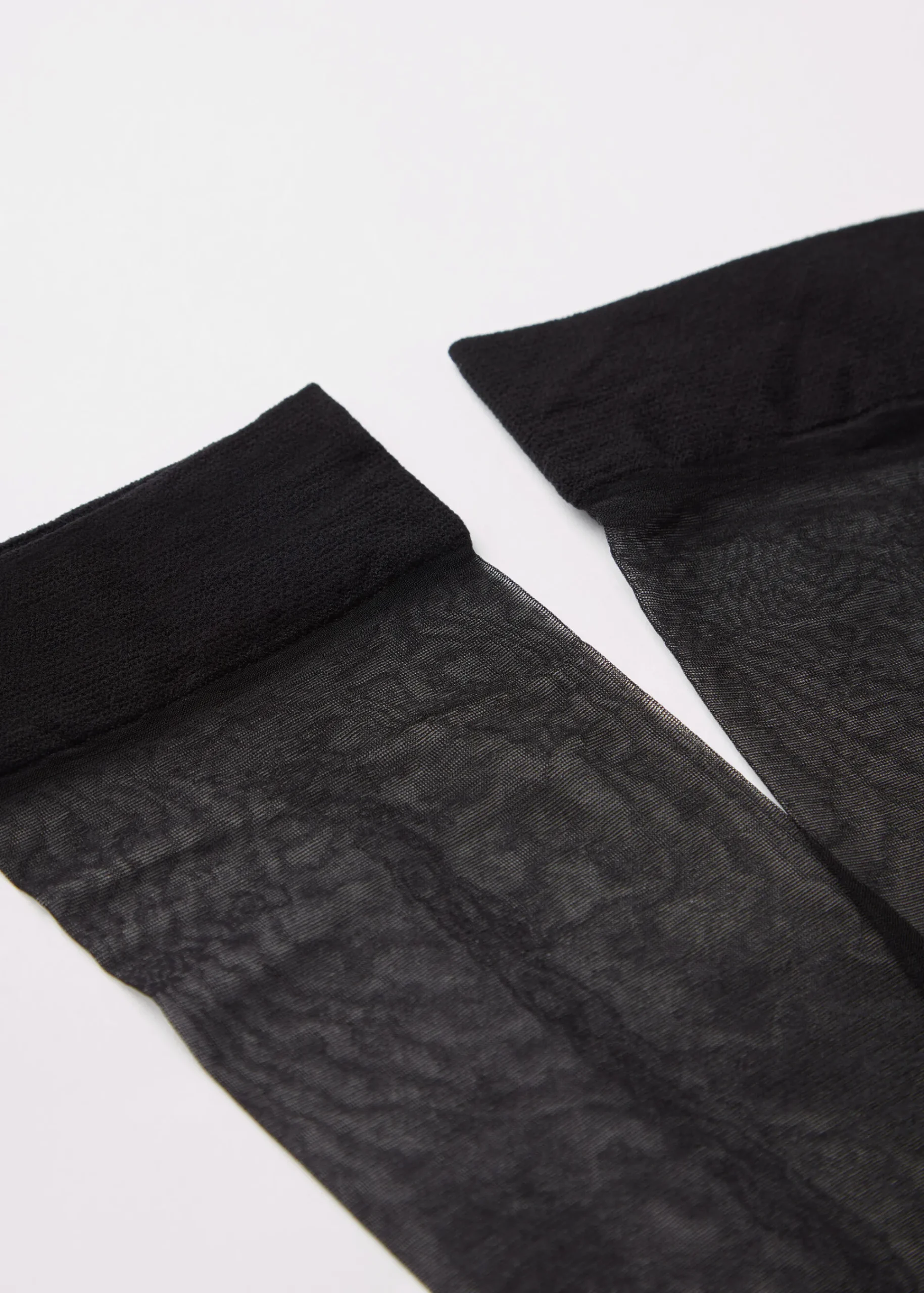 Sheer Socks^Calzedonia 8 Denier Sheer Comfort Cuff Knee-Highs 019 - Black