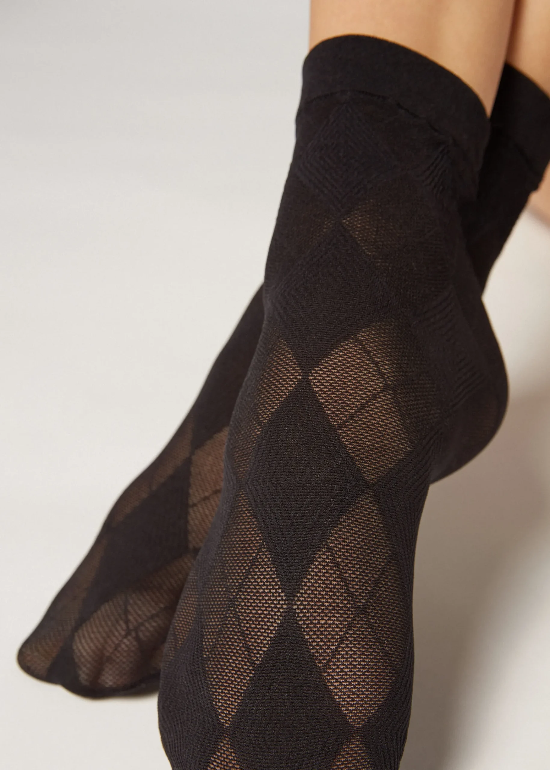 Short Socks^Calzedonia Diamond-Patterned Mesh Short Socks 5158 - Black College Diamond