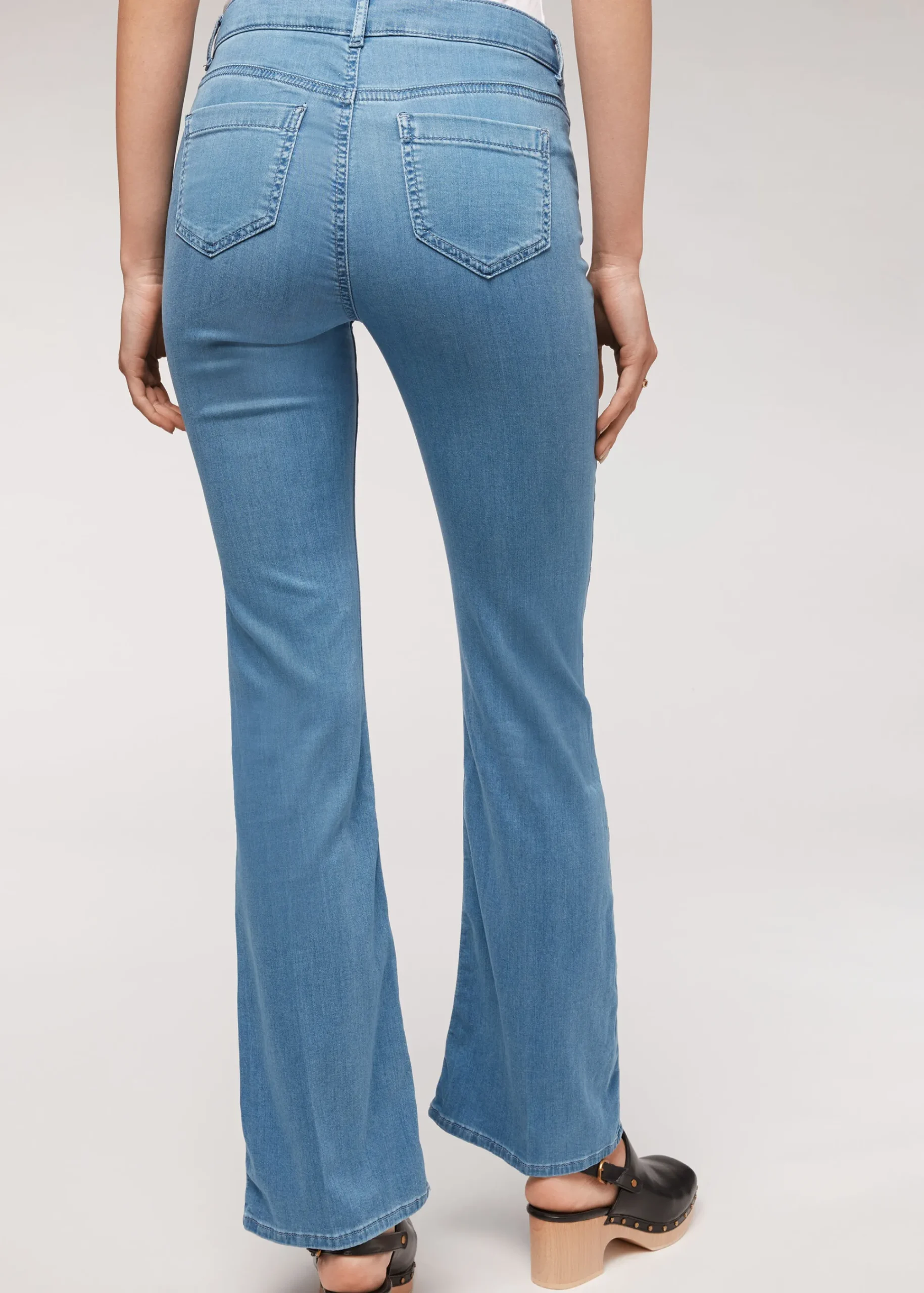 Jeans^Calzedonia Eco Light Denim Flared Jeans 4940 - Light Denim Blue