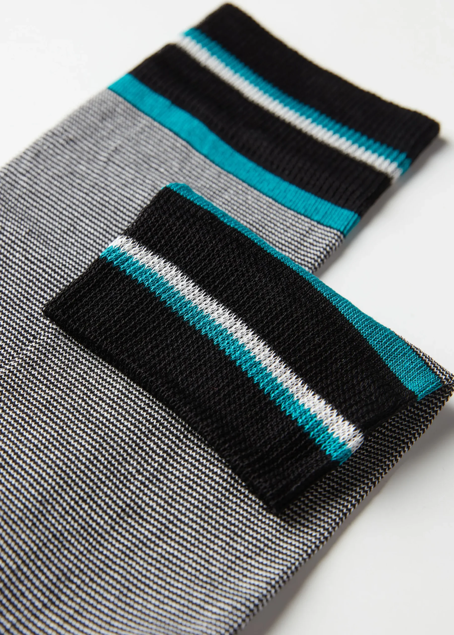 Short Socks^Calzedonia Men's Micro Striped Crew Socks 9725 - Black Micro Stripe
